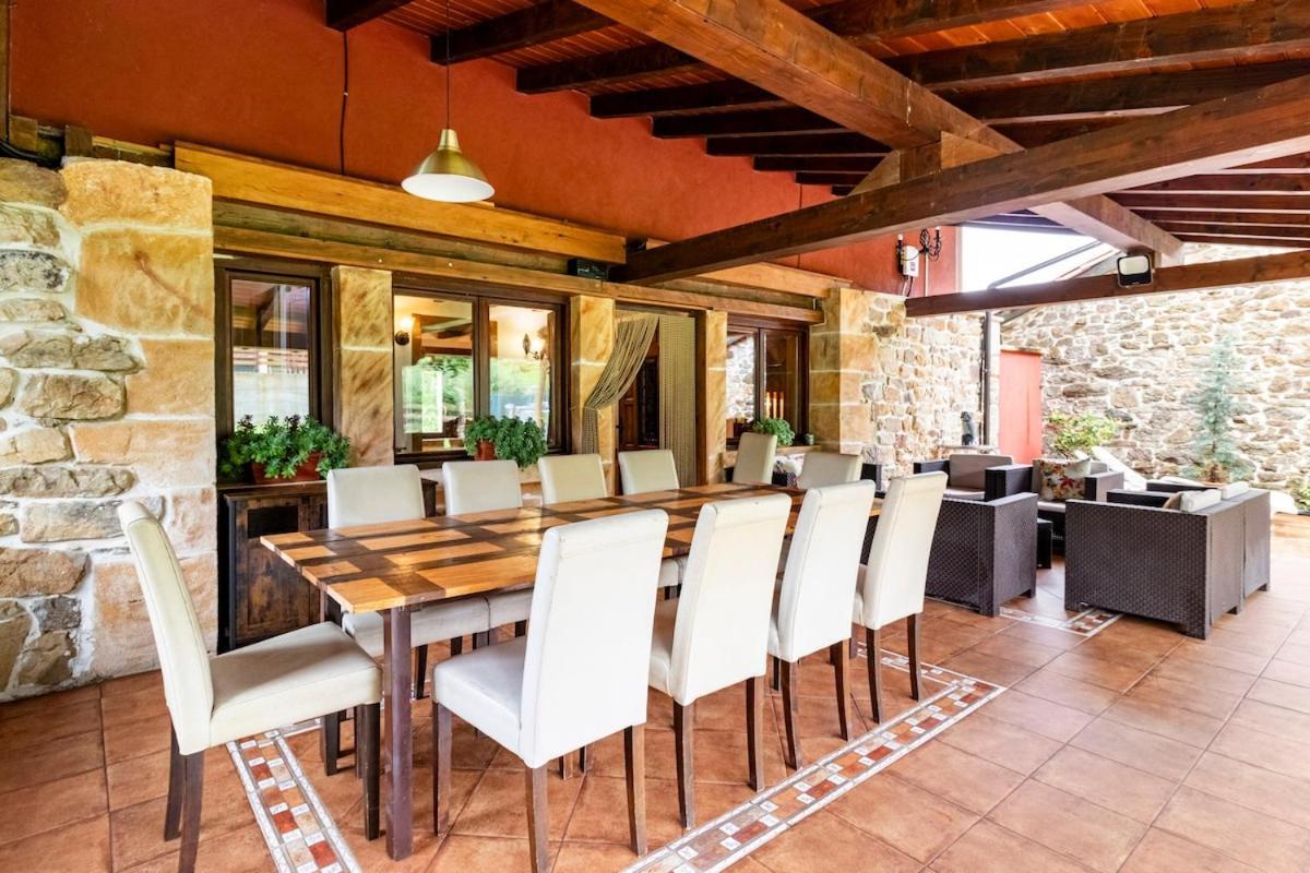 Casa De Pueblo Las Golondrinas De Luena San Miguel de Luena Esterno foto