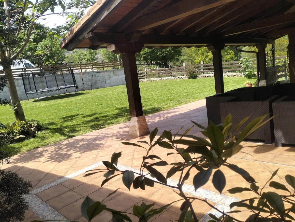 Casa De Pueblo Las Golondrinas De Luena San Miguel de Luena Esterno foto